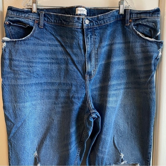 ABERCROMBIE & Fitch Curve Love '90s Ultra High Rise Straight Jeans Plus 37R/ 24 - Picture 4 of 13